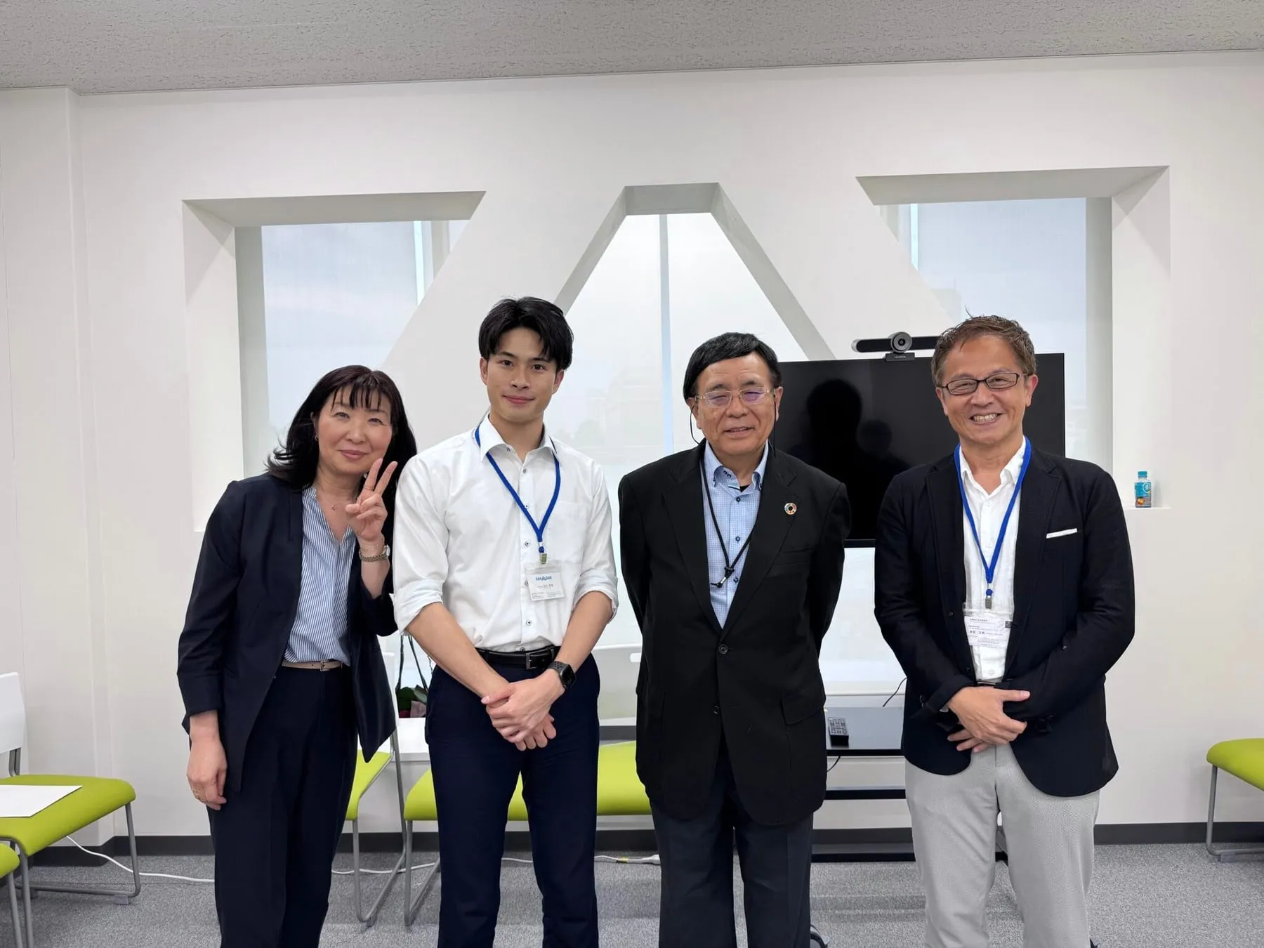 登壇後に撮影した記念写真