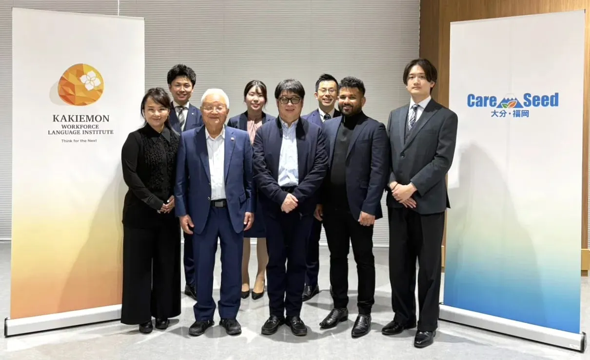 講師とCare Seedのメンバーの集合写真